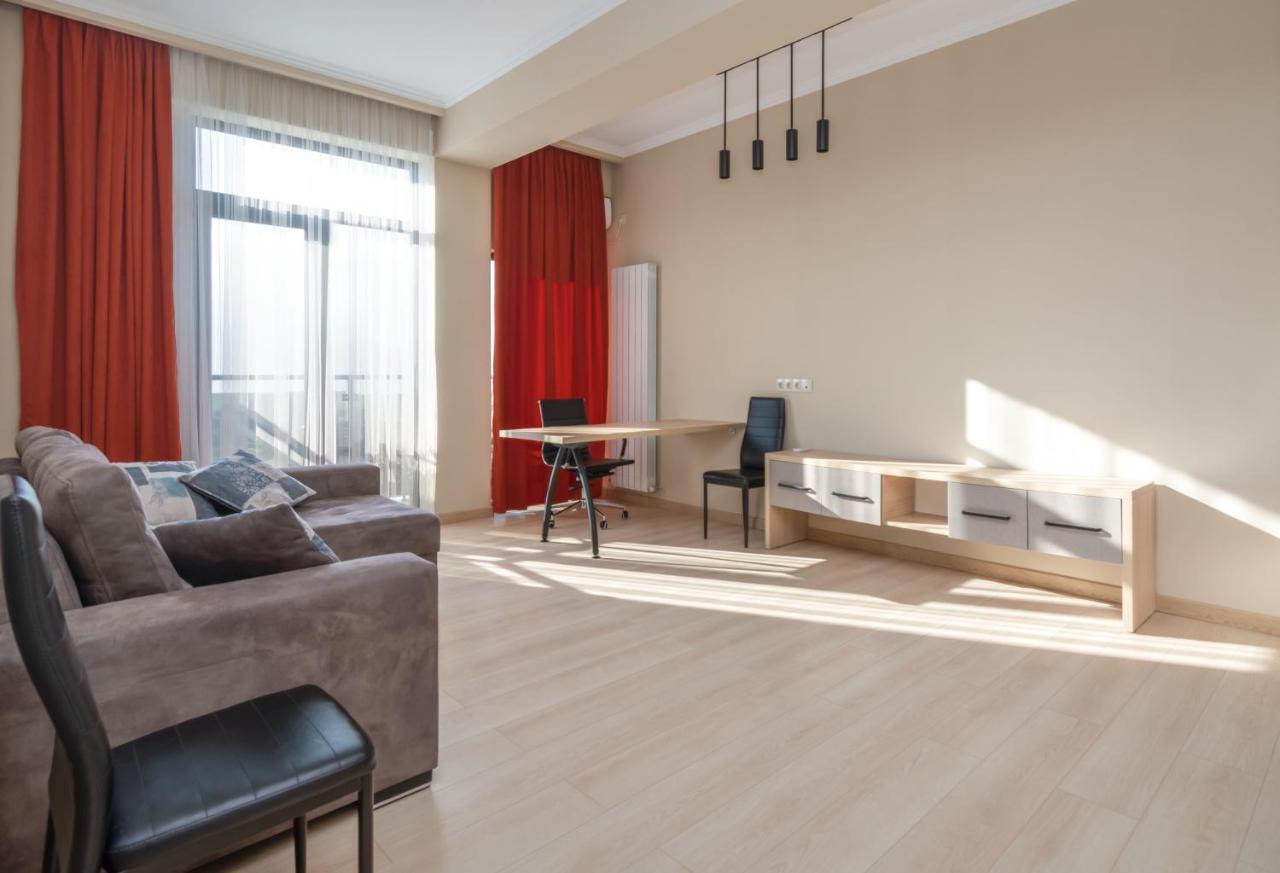 Hotel Alexandria Saguramo ภายนอก รูปภาพ