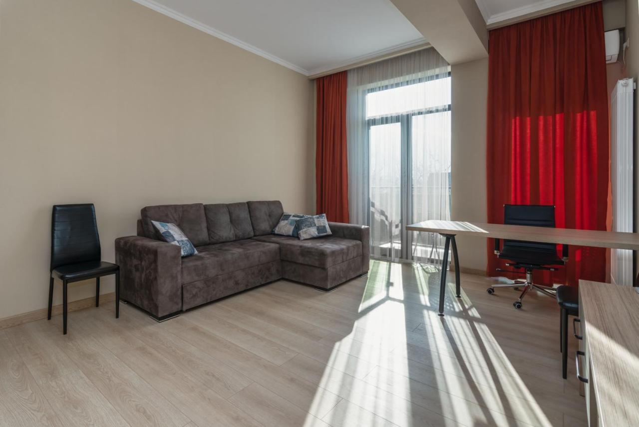 Hotel Alexandria Saguramo ภายนอก รูปภาพ