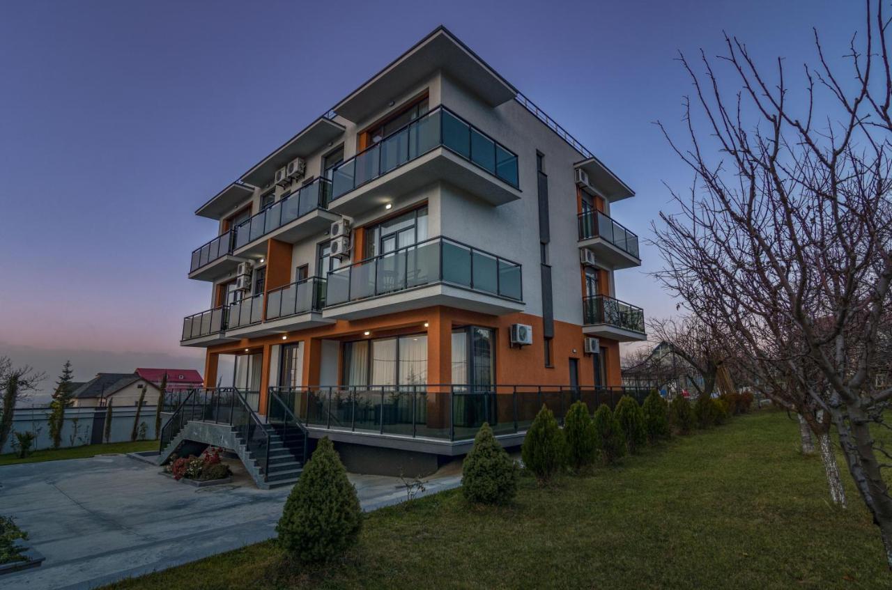 Hotel Alexandria Saguramo ภายนอก รูปภาพ